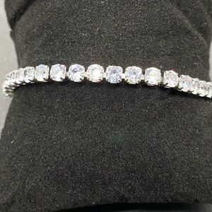 Elegant Zircon Tennis Bracelet